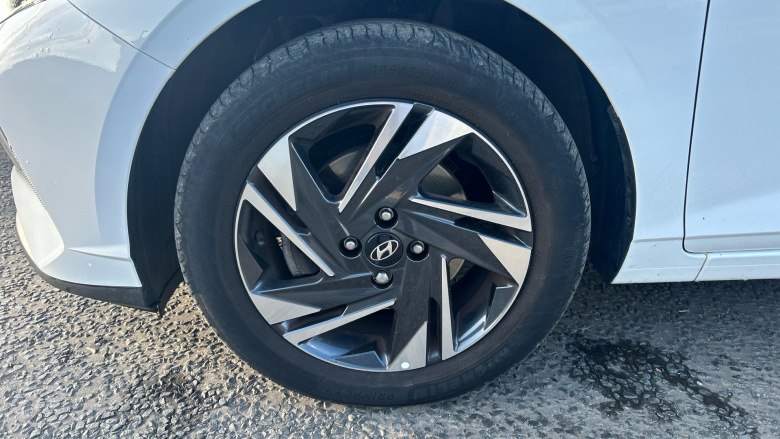 Hyundai i20 1.0T GDi 48V MHD SE Connect 5dr Petrol Hatchback